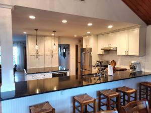 painting contractor Fairfield, CT before and after photo 1731709962800_prefpaint7med